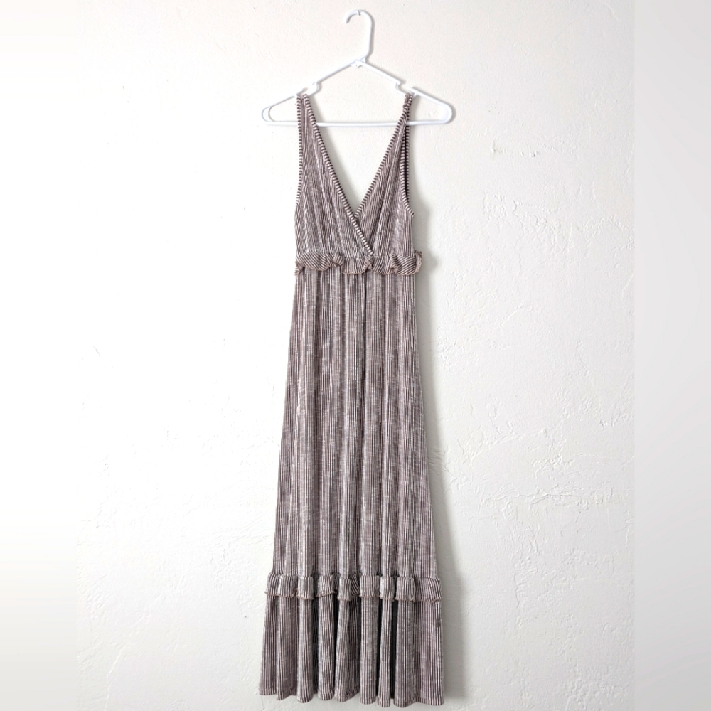 CAUTION TO THE WIND maxi dress :) great condition!
